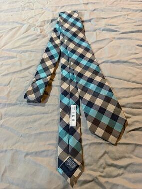 Ryan Seacrest Distinction Blue and Cream Plaid Tie